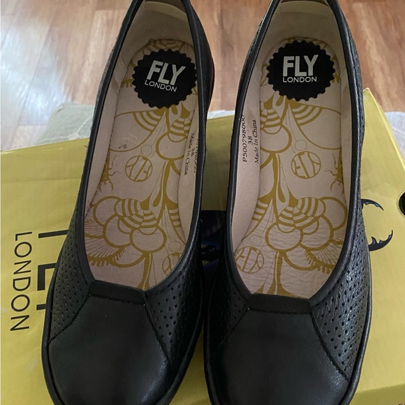 Fly London - Picture 7 of 12